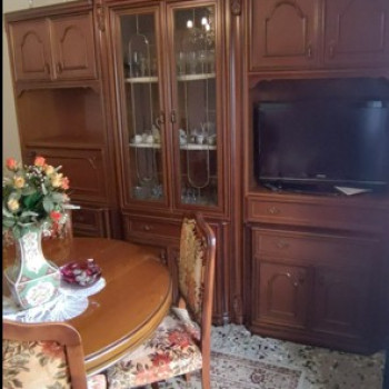 Salotto completo in legno massiccio