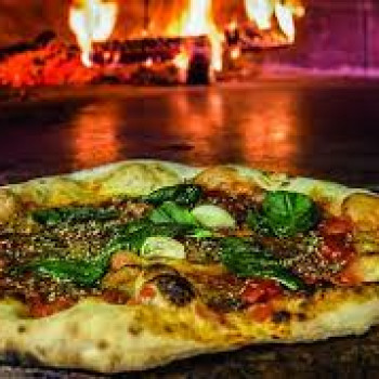 TREVISO - CEDESI MARCHIO DI PIZZERIA BEN AVVIATO (3 LOCALI ATTIVI)