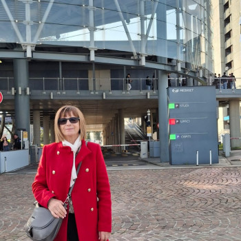 Elisa, donna dolce e altruista 