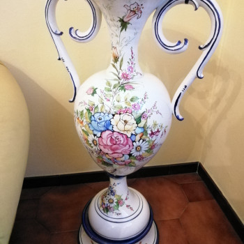Grosso vaso in ceramica
