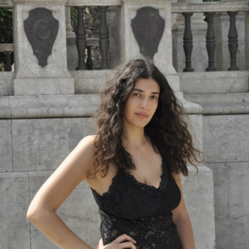 Aurora, donna dolce e romantica 