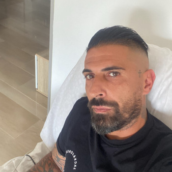 Giacomo, uomo realizzato, sicuro e protettivo 