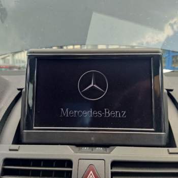 Display MERCEDES-BENZ C 220  del 2010
