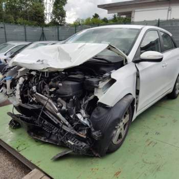Ricambi HYUNDAI I20 1248cc benzina  del 2015