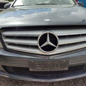 Griglia anteriore MERCEDES-BENZ C 220  del 2010