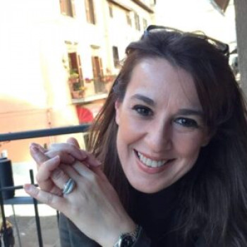 Alessandra, donna buona e generosa