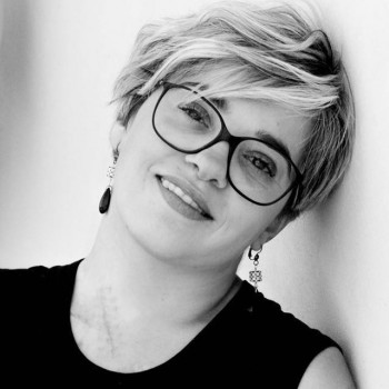 Sarah, donna solare e socievole 