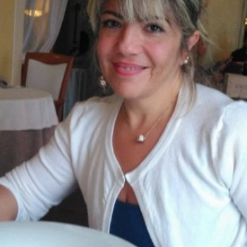 Morena, donna romantica e affettuosa 