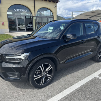 Volvo XC40 D4 AWD R-Design 2.0 TDCi 190CV S&S Automatica - FULL OPTIONAL