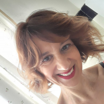 Domenica, donna generosa e disponibile 