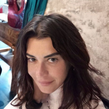 Michela, donna premurosa 