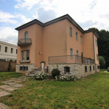 Thiene, dove lo specchio rivela la villa pi&ugrave; bella