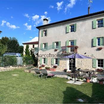 BELLISSIMA PORZIONE INTERAMENTE RISTRUTTURATA!! a Vittorio Veneto