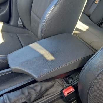 Poggia braccio BMW 118  del 2010