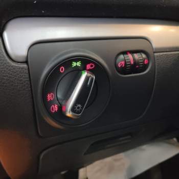 Interruttore fari VOLKSWAGEN GOLF 6  del 2011