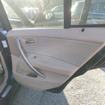 Pannello porta post dx BMW X3   del 2008
