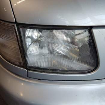 Proiettore destro MERCEDES-BENZ VITO  del 1999