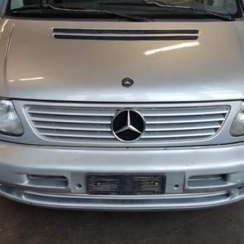 Griglia anteriore MERCEDES-BENZ VITO  del 1999