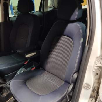 Sedile anteriore sx LANCIA MUSA  del 2009