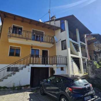 Casa singola in vendita a Pont Canavese (Torino)