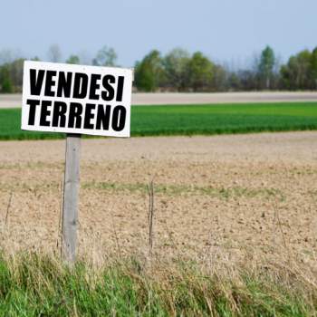 Terreno in vendita a Lonato del Garda (Brescia)
