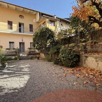 Casa singola in vendita a Lonato del Garda (Brescia)