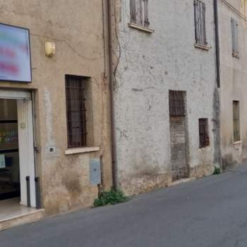 Negozio in vendita a Nuvolento (Brescia)