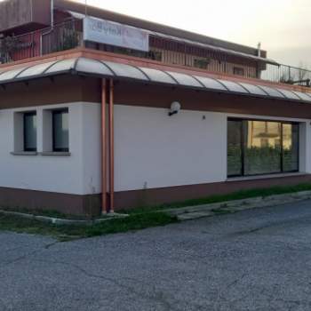 Negozio in vendita a Castiglione delle Stiviere (Mantova)