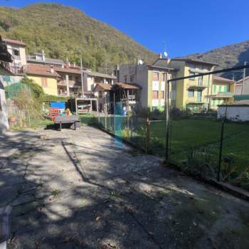 Rustico in vendita a Carenno (Lecco)