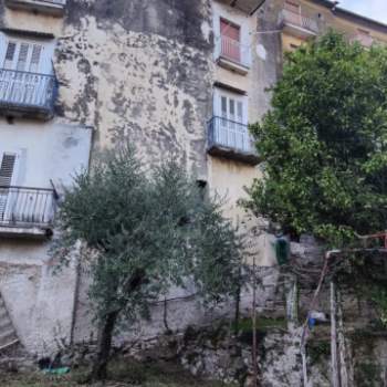 Casa a schiera in vendita a Campagna (Salerno)