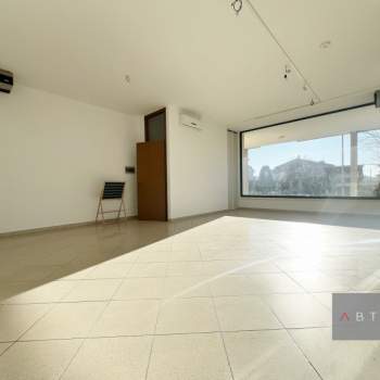 Negozio in vendita a Curtarolo (Padova)