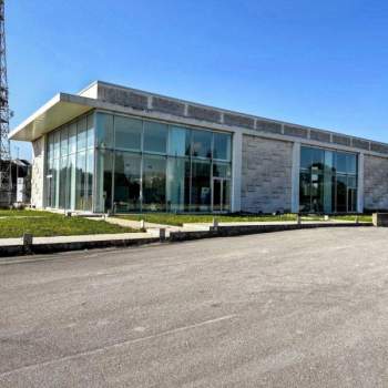 Magazzino in vendita a Lecce (Lecce)