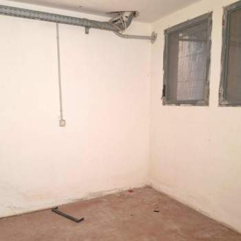 Magazzino in vendita a Arzachena (Sassari)