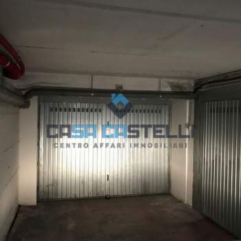 Garage in vendita a Roma (RM)