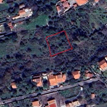 Terreno in vendita a Pedara (Catania)