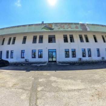 Capannone in vendita a Nard&ograve; (Lecce)