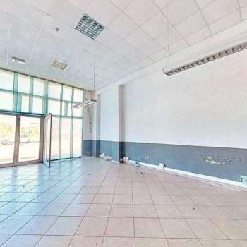 Negozio in vendita a Cascina (Pisa)