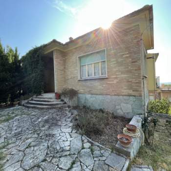 Villa in vendita a Osimo (Ancona)
