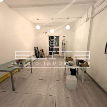 Negozio in vendita a Ancona (Ancona)