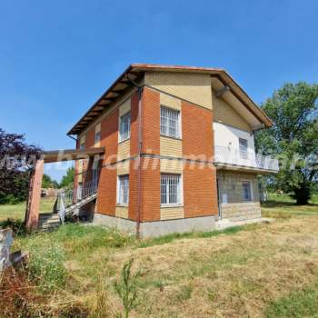 Bifamiliare in vendita a Calderara di Reno (Bologna)