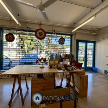 Negozio in vendita a Padova (Padova)