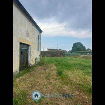 Rustico in vendita a Monselice (Padova)