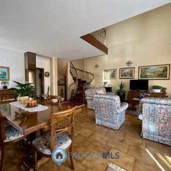 Bifamiliare in vendita a Maser&agrave; di Padova (Padova)