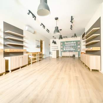 Negozio in vendita a Grignasco (Novara)