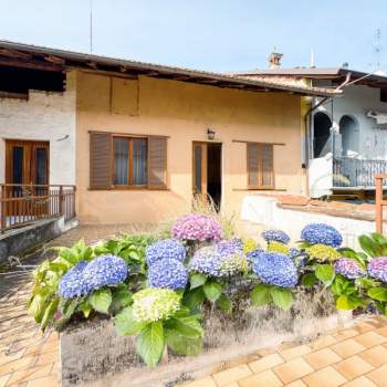 Casa singola in vendita a Borgomanero (Novara)