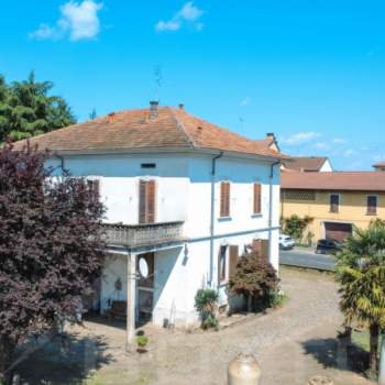 Villa in vendita a Borgomanero (Novara)