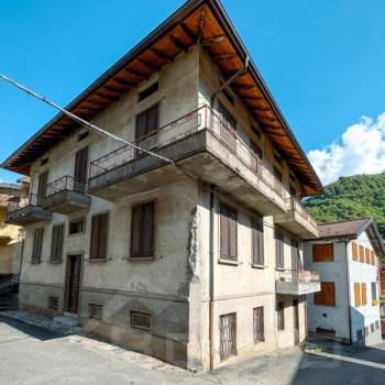 Casa singola in vendita a Valstrona (Verbano-Cusio-Ossola)