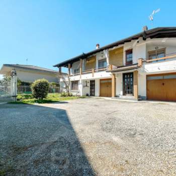 Bifamiliare in vendita a Gattico-Veruno (Novara)