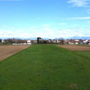 Terreno in vendita a Castions di Strada (Udine)