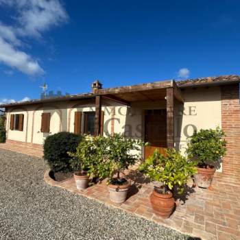 Villa in vendita a Castiglione del Lago (Perugia)